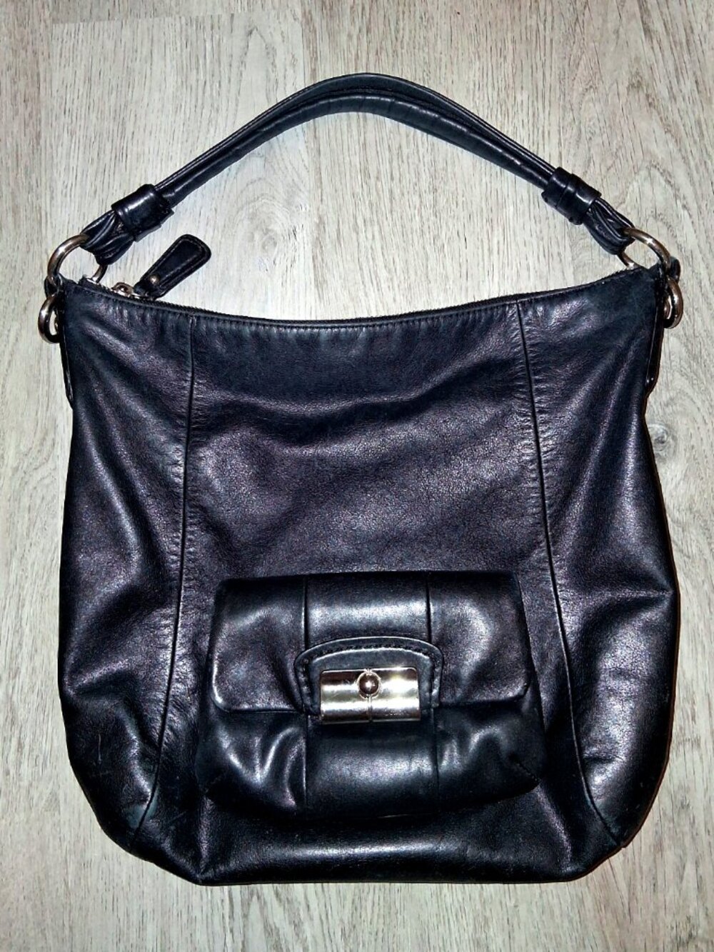 Coach Kristin Black Hobo Bag Purse Handbag Shoulder Bag Silver Metal Logo